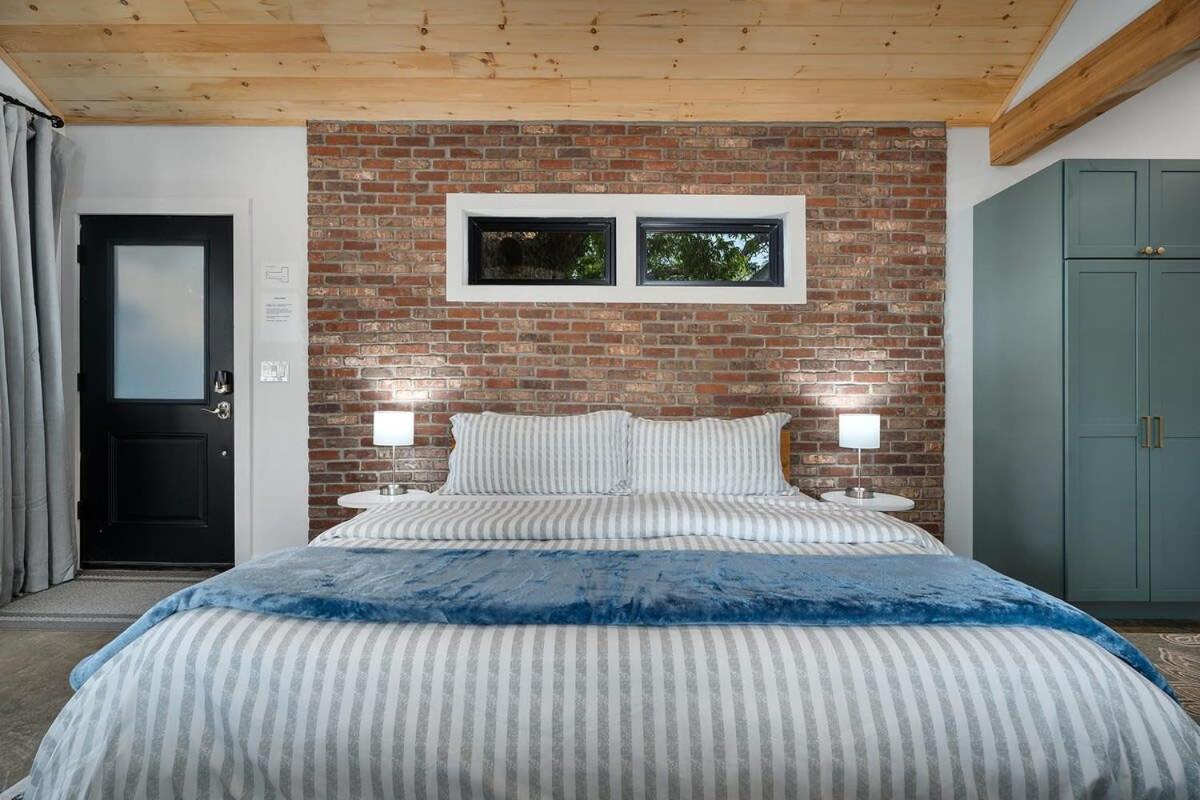 Petit Paradis Studio With Hot Tub Fredericksburg Exterior foto