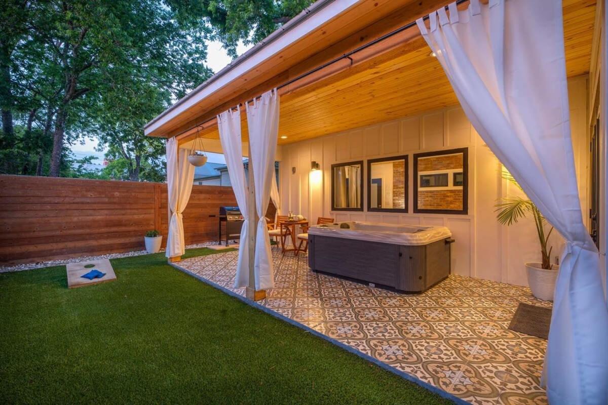 Petit Paradis Studio With Hot Tub Fredericksburg Exterior foto